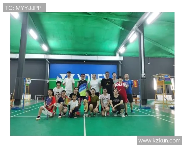 深圳羽毛球队团队协作引发热议球员间配合与默契的争议分析