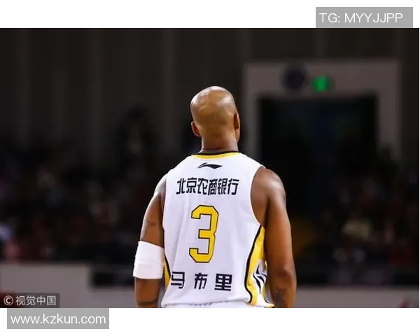 周磊专访:从排球新星到传奇教练的心路历程回顾